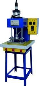 अच्छी कीमत कपड़े के लिए अर्ध स्वचालित 3 डी हीट एम्बॉसिंग मशीन ODM ऑनलाइन