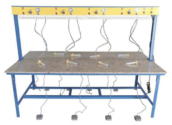 अच्छी कीमत 220V 60HZ गोंद वितरण टेबल पीवीसी लेबल बनाने की मशीन ऑनलाइन