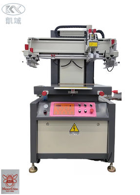 अच्छी कीमत पीएलसी सिलिकॉन लेबल बनाने की मशीन उच्च आवृत्ति कपड़े एम्बॉसिंग मशीन ऑनलाइन