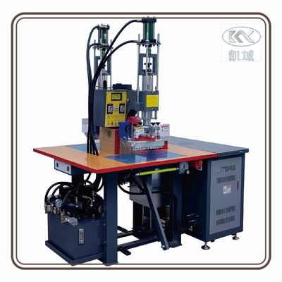 अच्छी कीमत कपड़ों के लिए एम्बॉसिंग मशीन उच्च गति टीपीयू प्रिंटिंग और नियामक अनुरूपता ब्रांडिंग और नियामक मानकों को पूरा करने के लिए ऑनलाइन